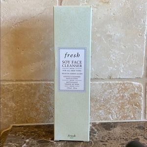 Fresh Soy Face Cleanser